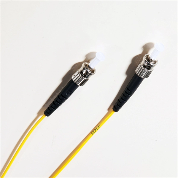 Cable laying method in cable trays from top to bottom 